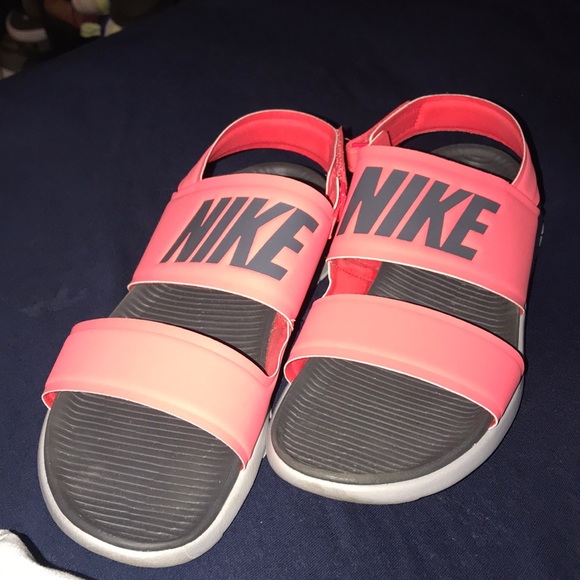 neon pink nike slides